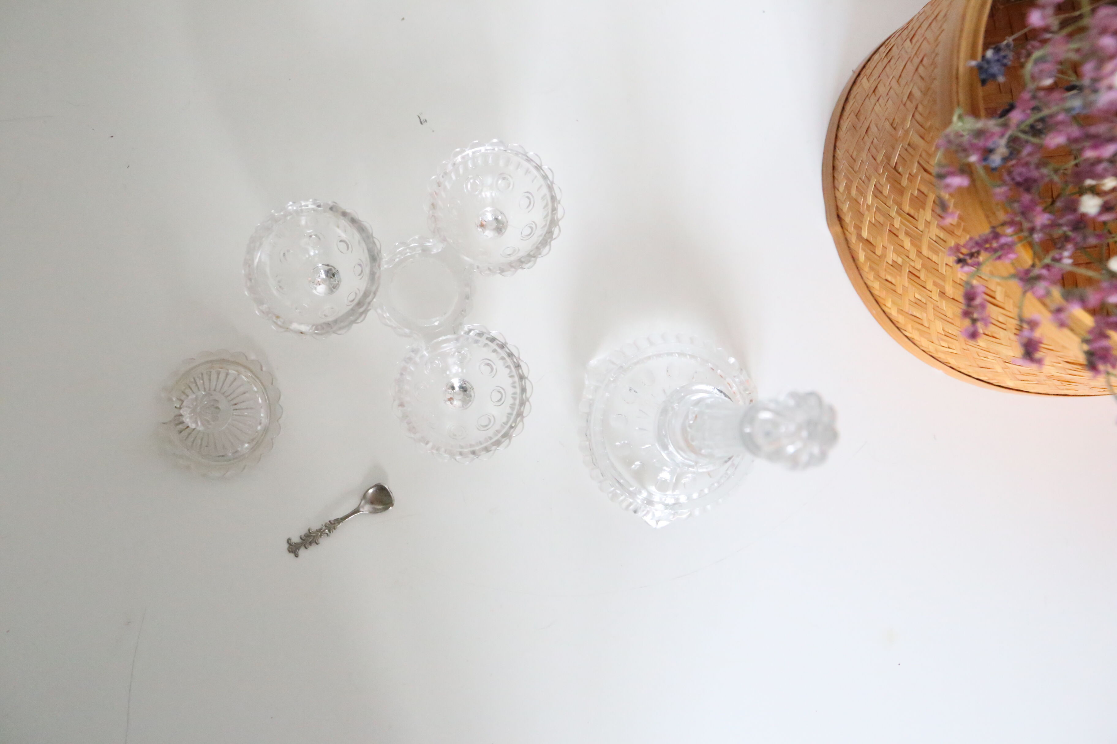 Serviteur de table, sel poivre et moutarde, en verre moulé, antiquité, vintage