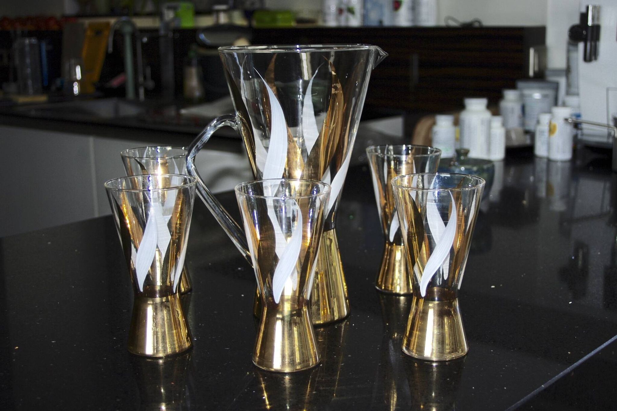 Service à orangeade vintage en verre décoré à l'or fin 1970