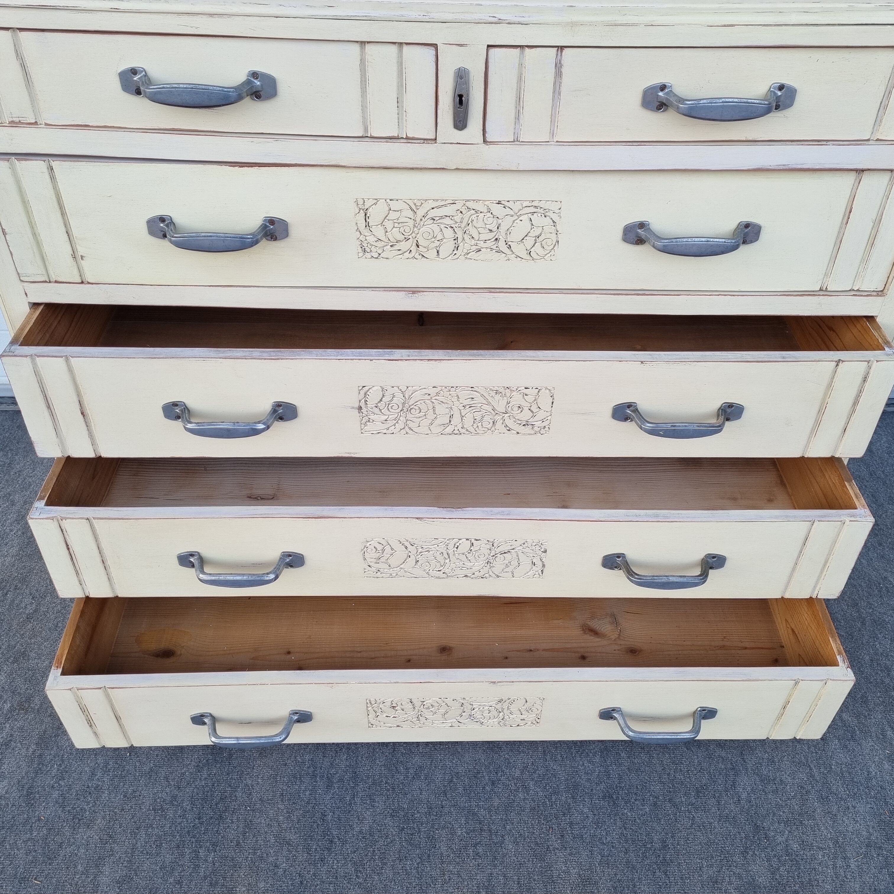 Patinated furniture of mercerie 30s