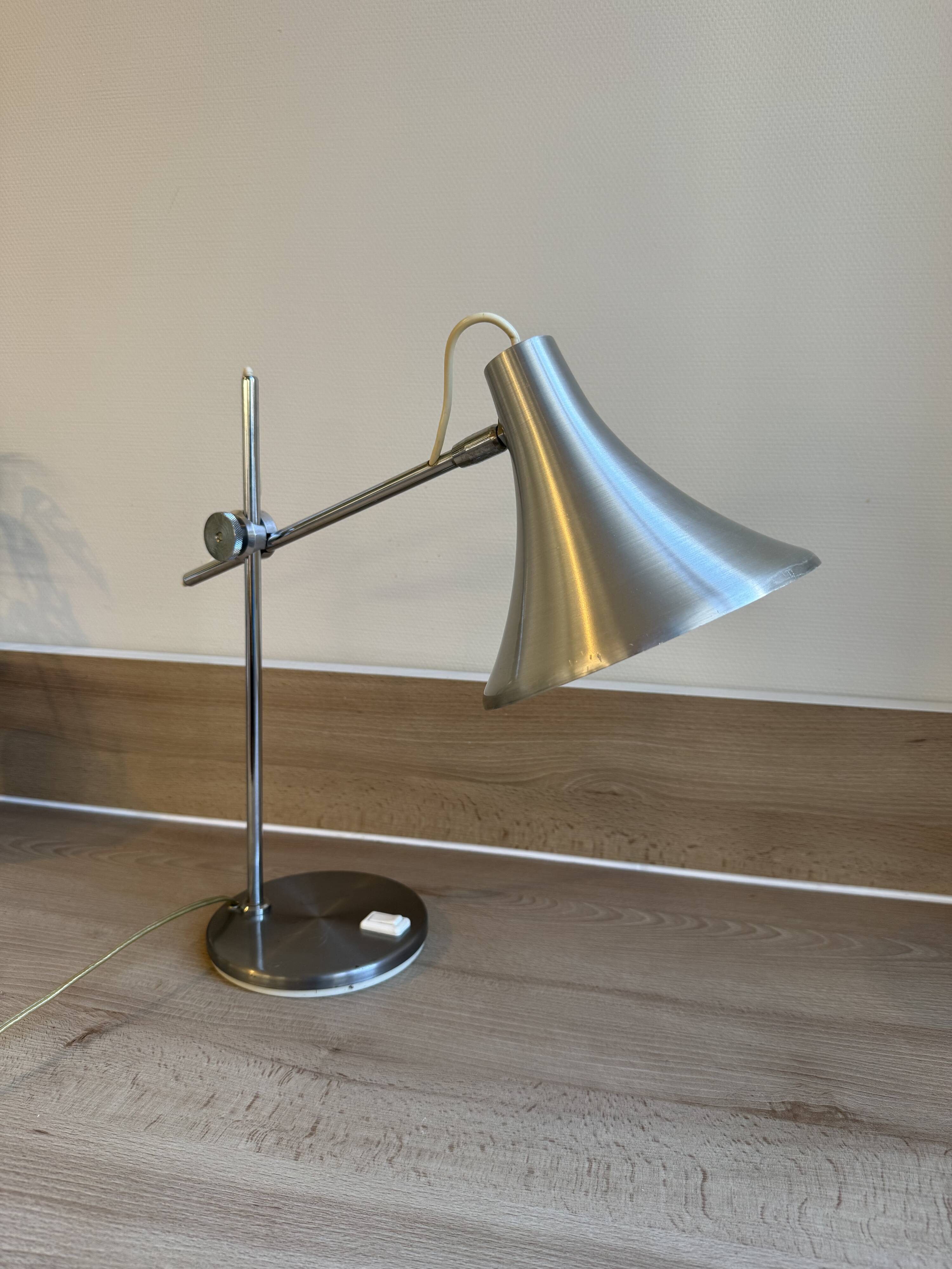 Lampe de Bureau Vintage à Bras Articulé – Métal Brossé & Chrome