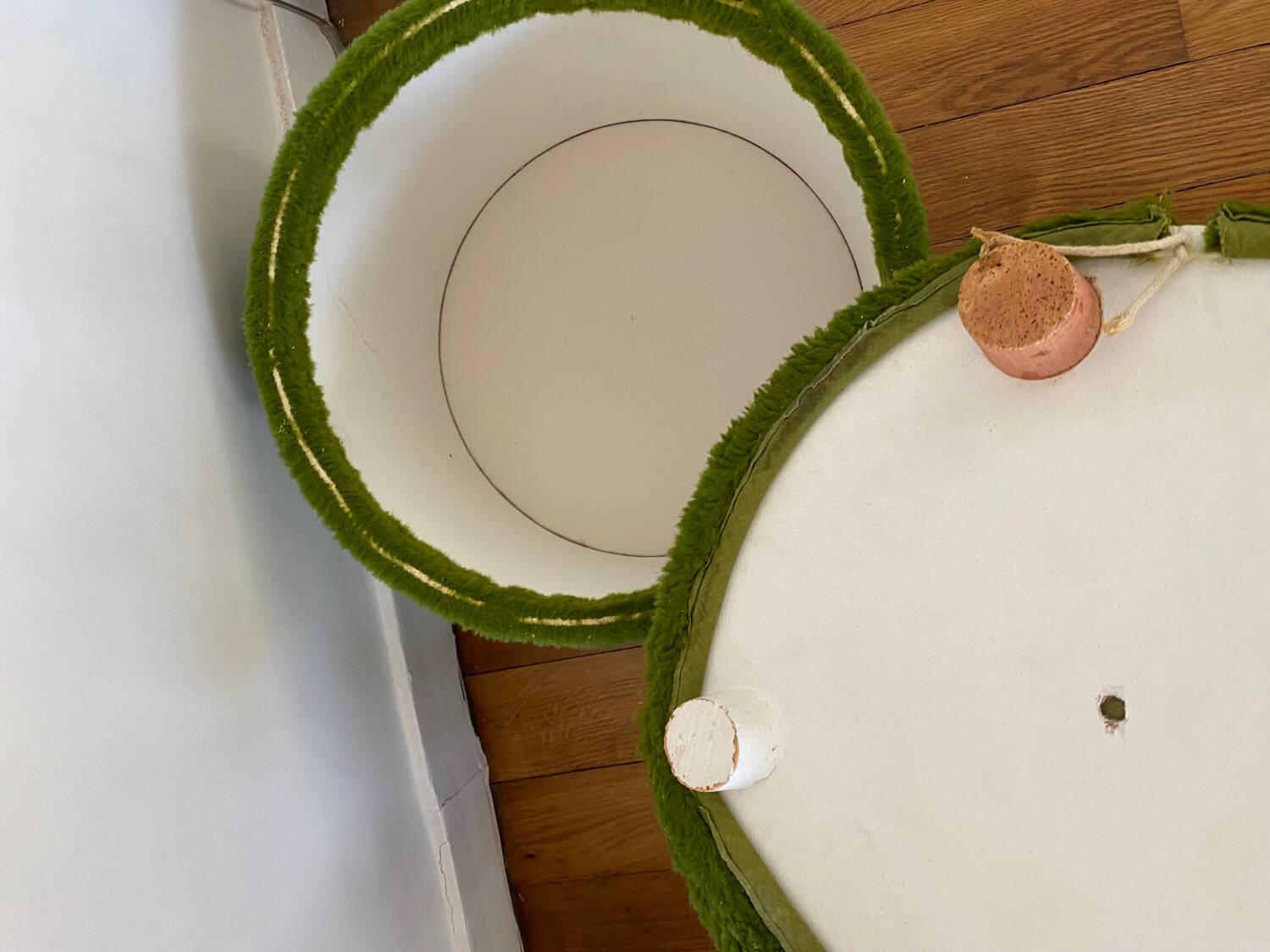 Lot 2 green fur poufs from the 70s