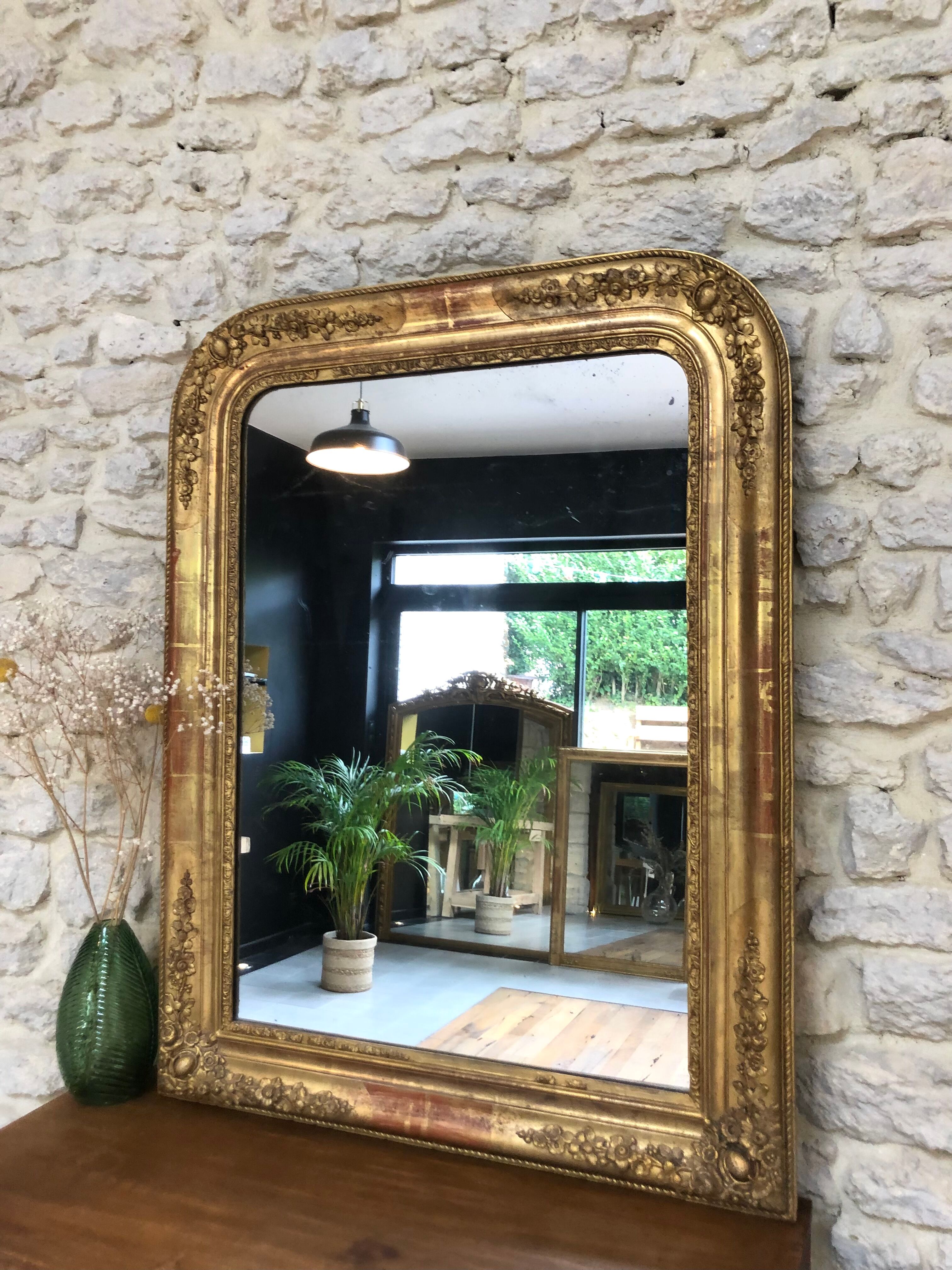 Louis-Philippe mirror 19th century, gold with gold leaf, mercury ice 102x77.5cm