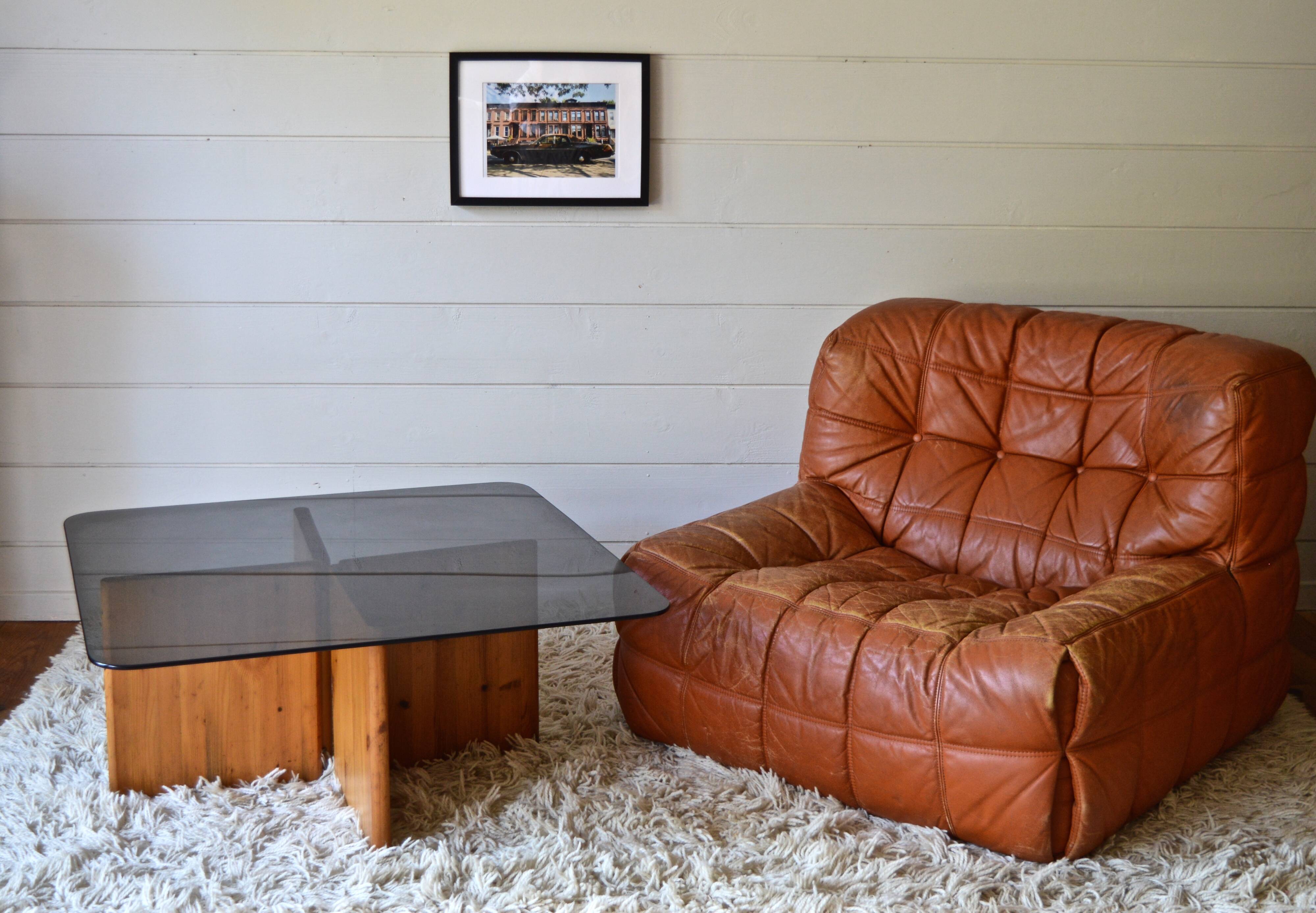 Lagun Ikea glass coffee table