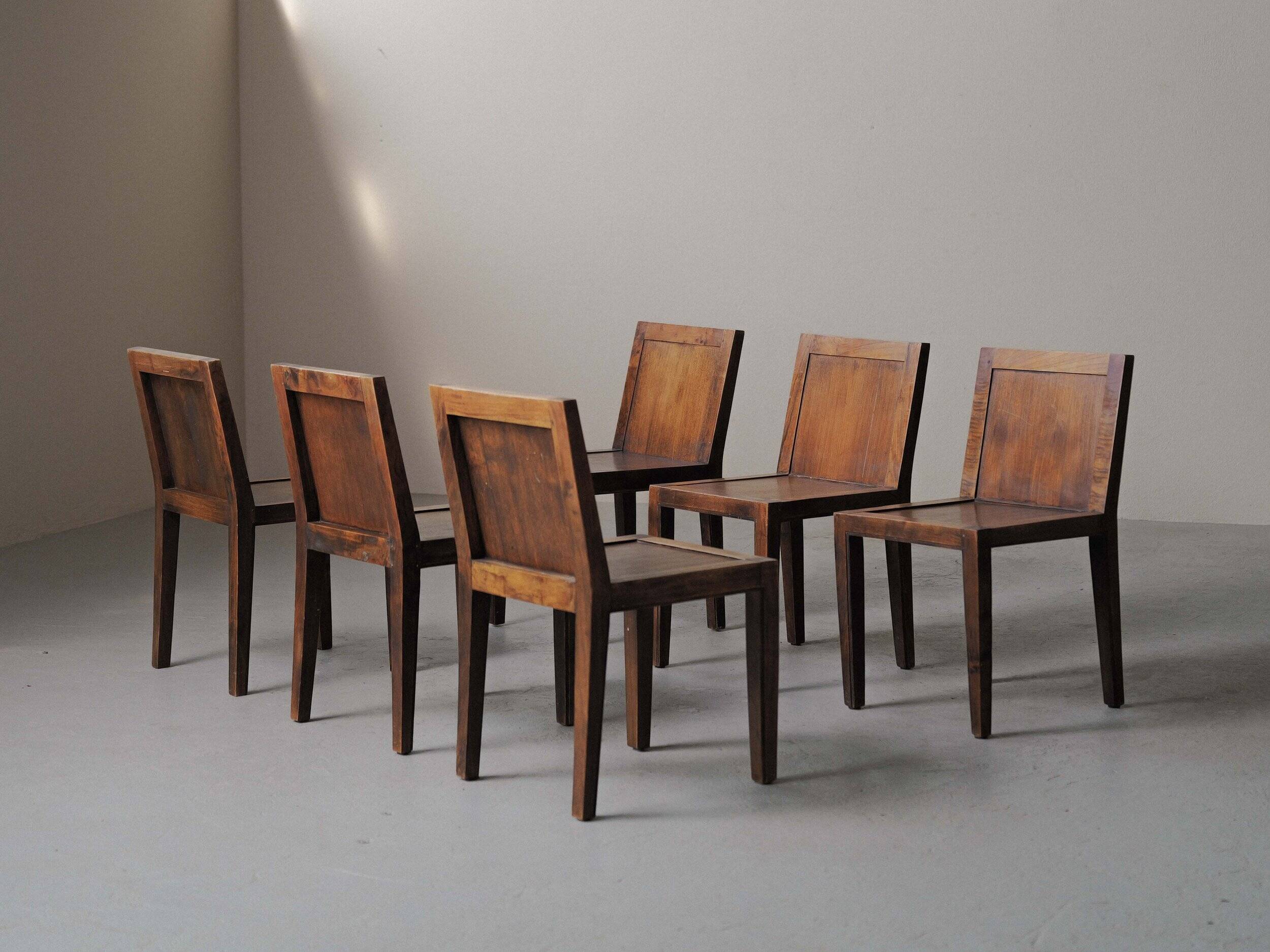 Set of 6 handcrafted oak chairs, France, circa 1970.