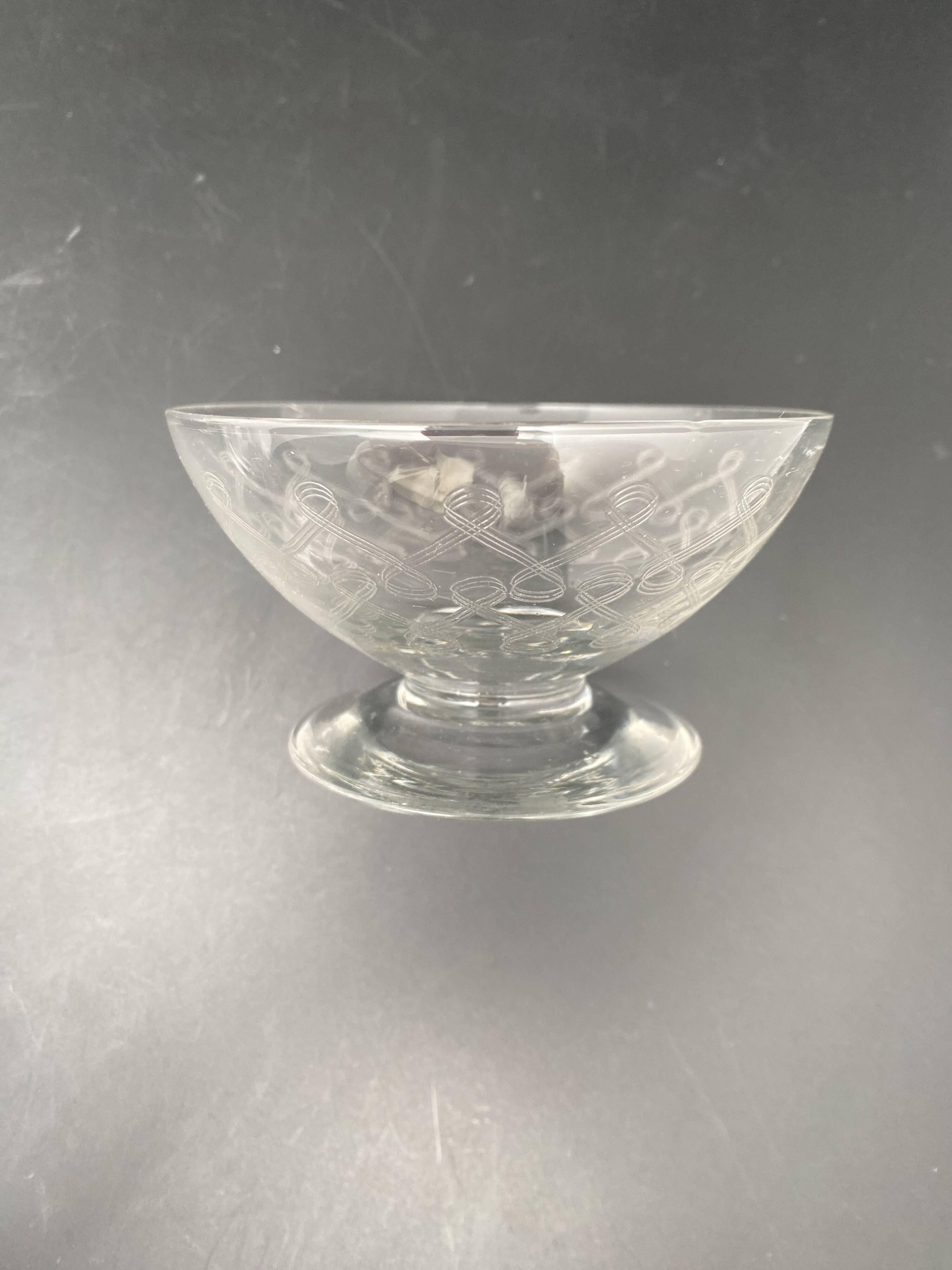 Chiseled crystal champagne glasses