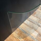 Curved fire screen tempered glass design
