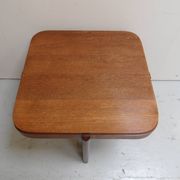 Table basse en chêne art déco