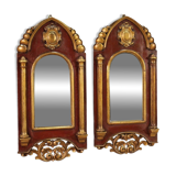 Paire de miroirs néo-gothiques du XXe siècle