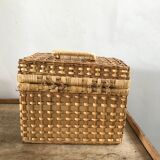 Wicker basket