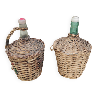 Set of 2 bottles