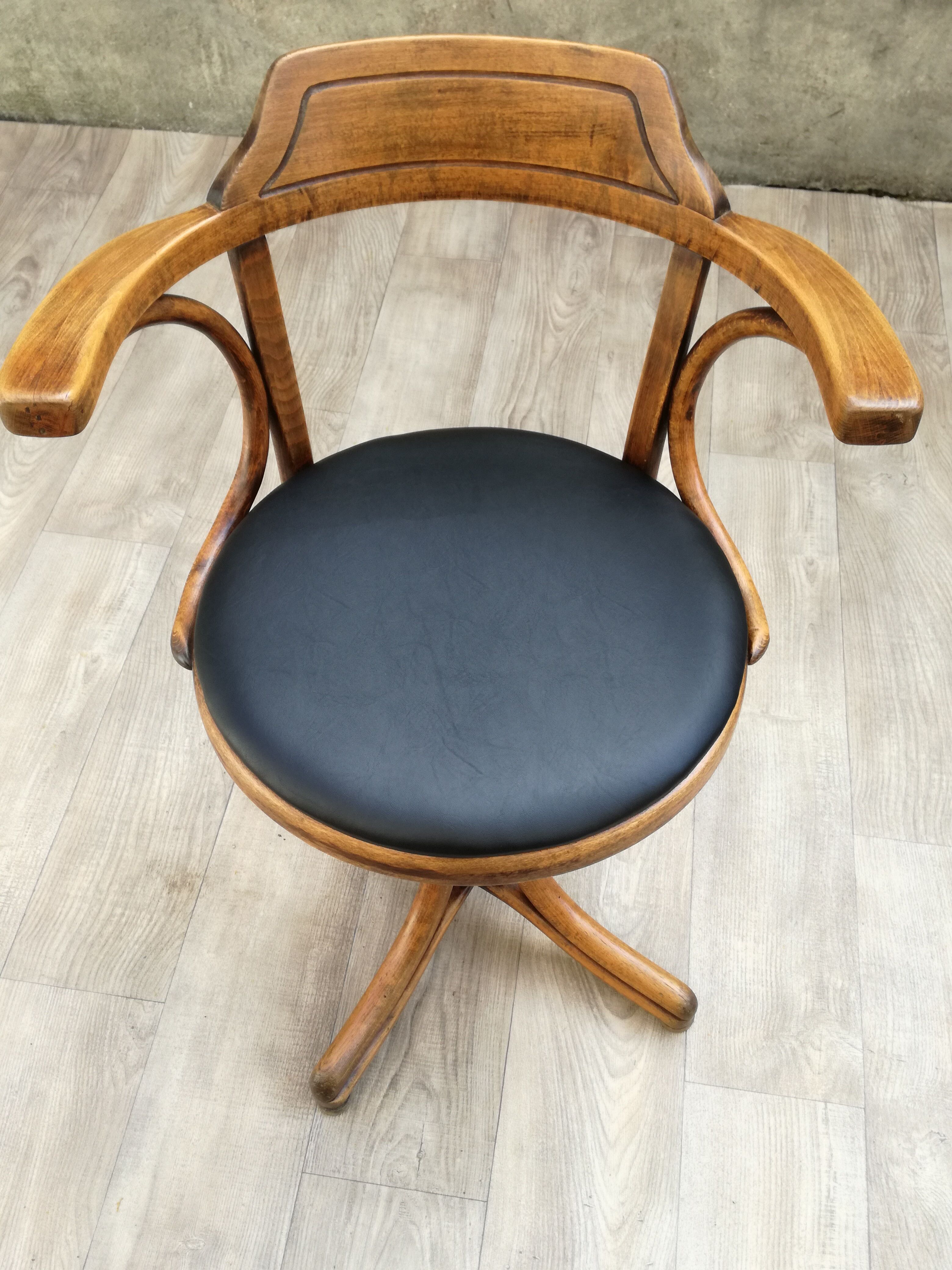 Thonet armchair