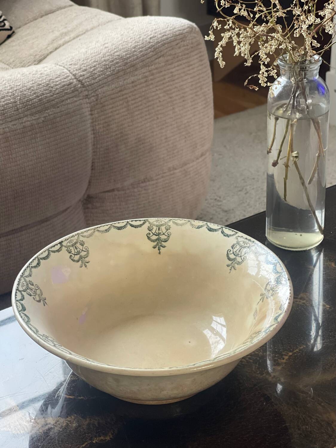 Old iron earth salad bowl