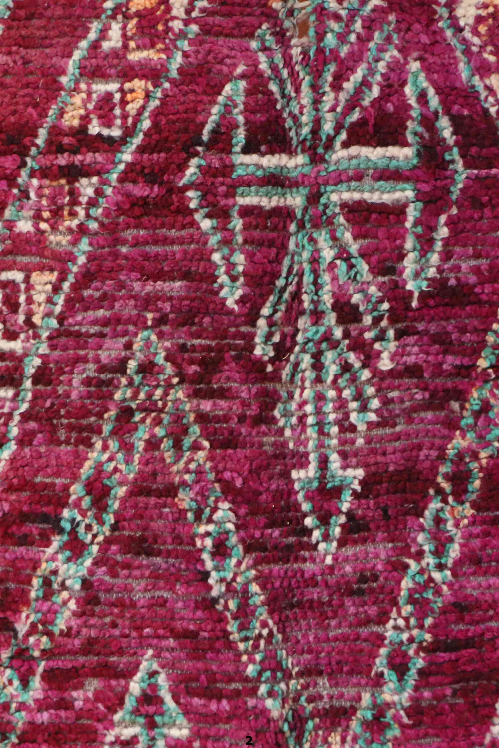 Vintage moroccan carpet - 193 x 280 cm