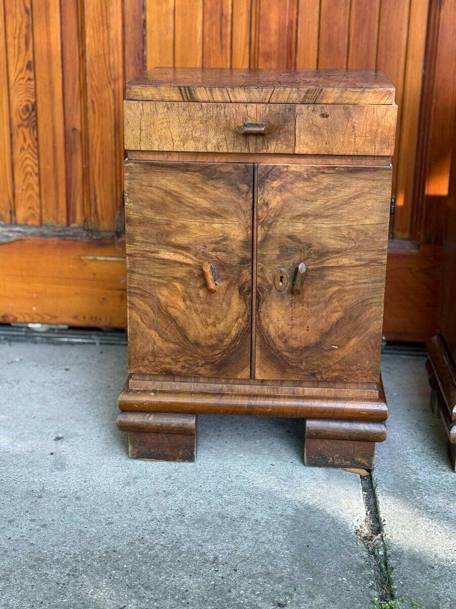 Austrian Art Deco chests in walnut veneer, 1920s, set of 2