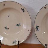 7 assiettes anciennes faïence St Amand décor houx