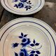 Set of 2 plates