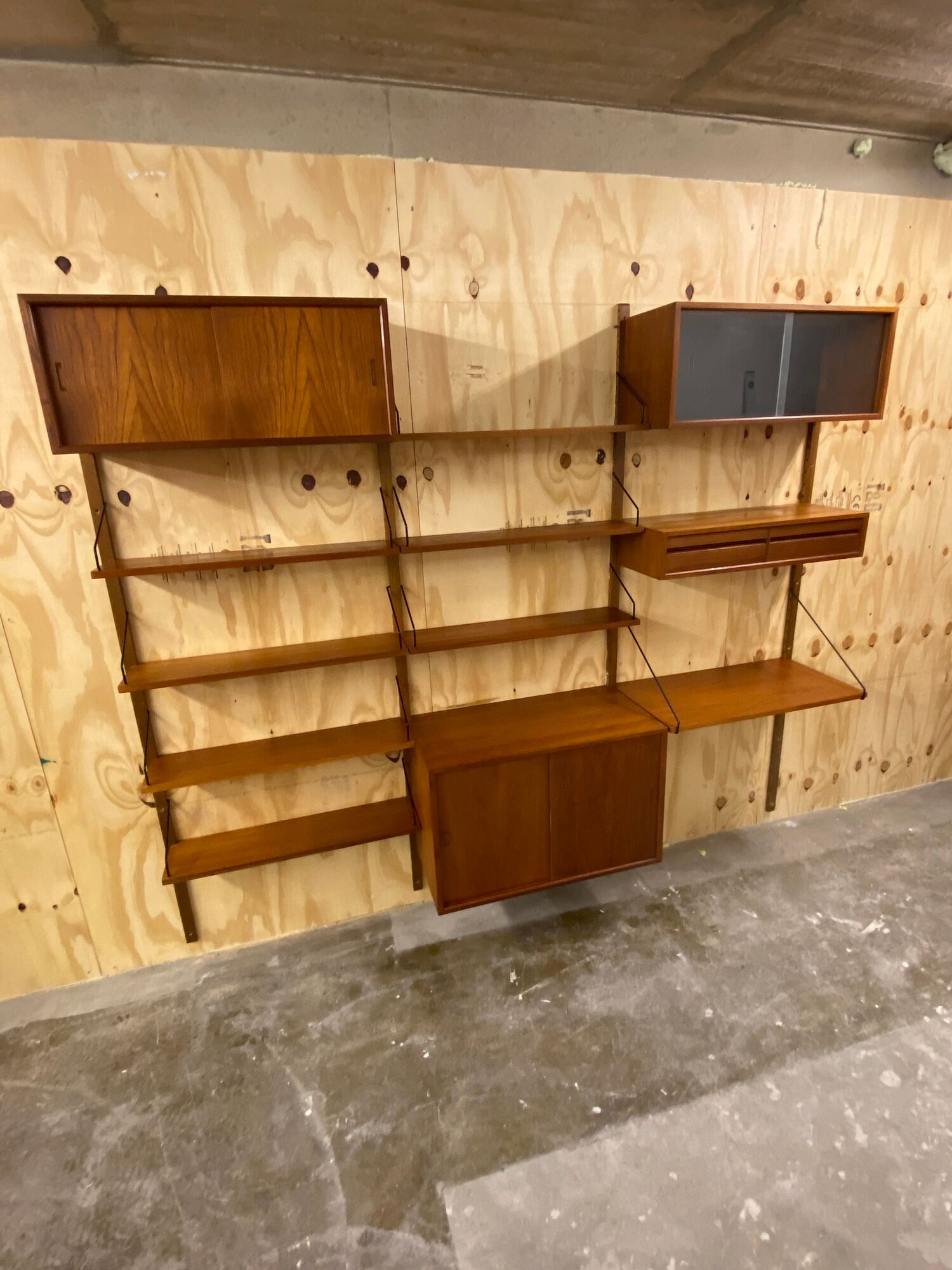 Vintage scandinavian teak wall unit by Poul Cadovius for Royal System 1960s