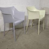 Paire de chaises petits fauteuil Kartell Dr. No Philippe Stark