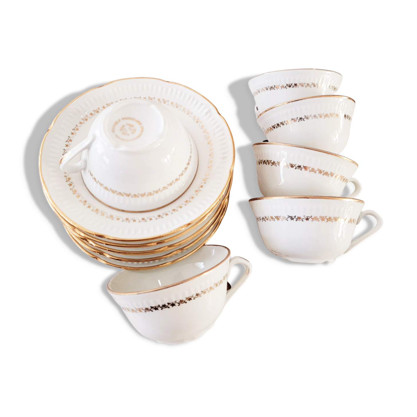 cups and saucers porcelain Vierzon