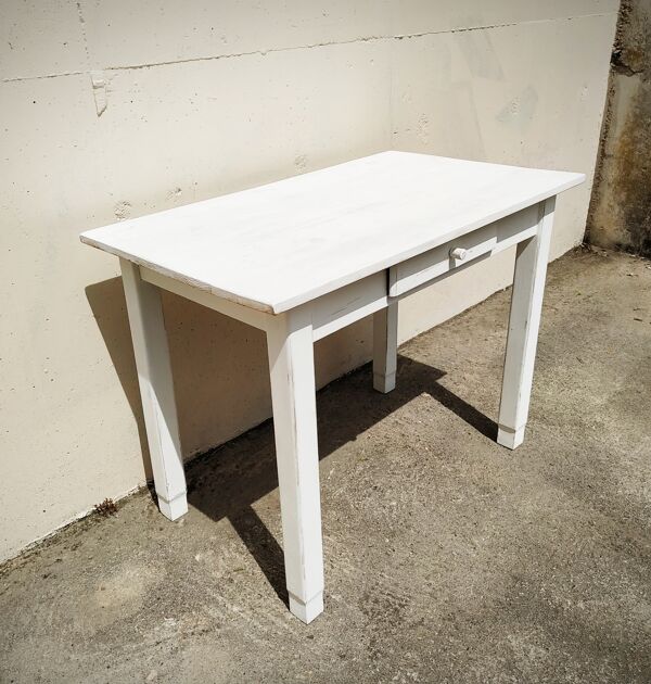 Table en sapin patinée