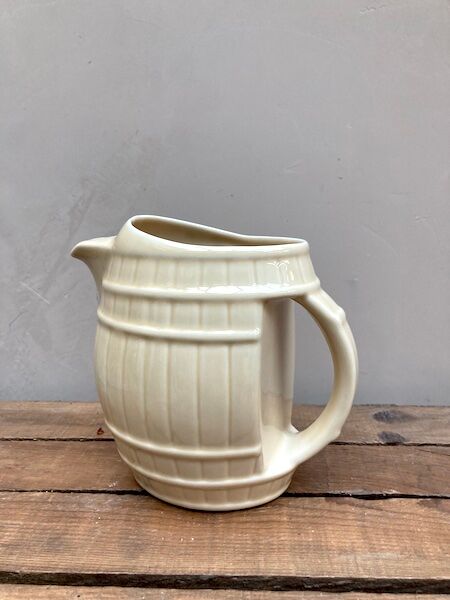 Water pitcher La Saint Uzienne