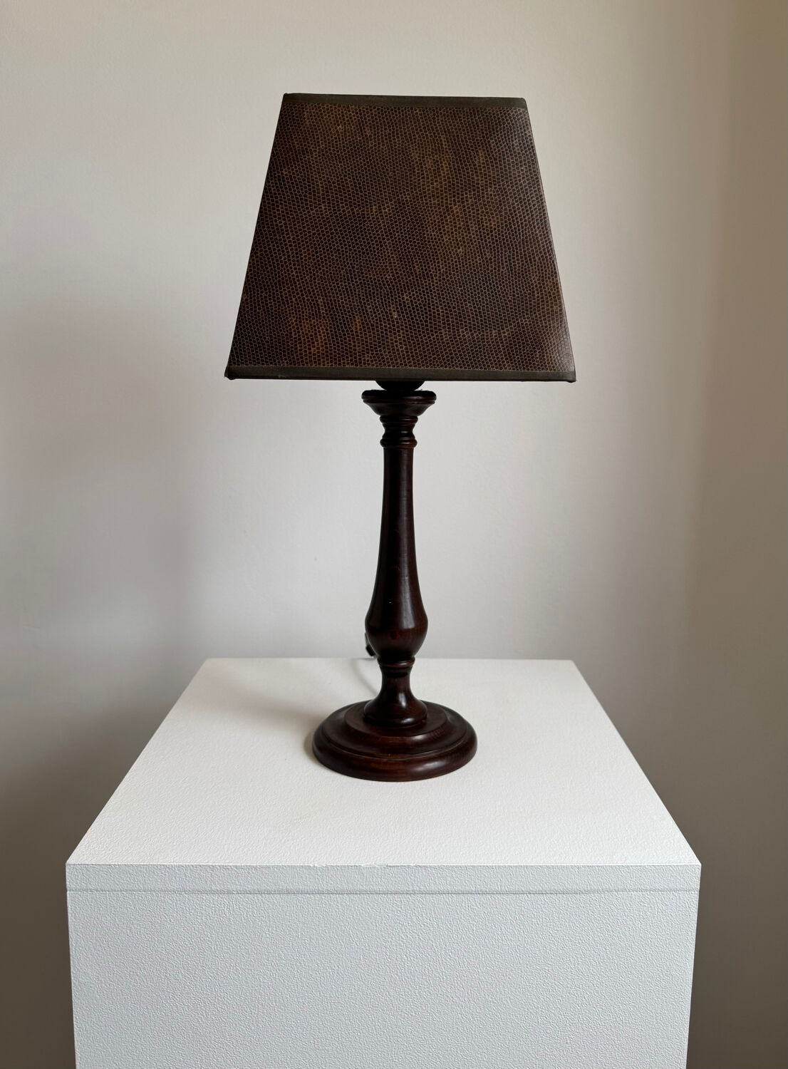 Vintage Modern Wooden Table Lamp