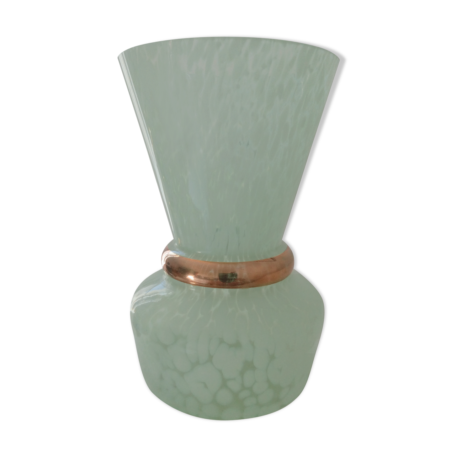 Almond green clichy vase