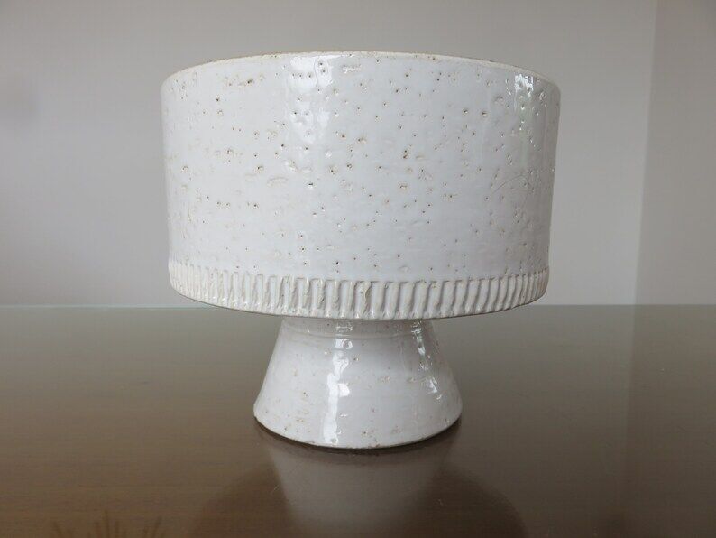 Pot cover in white ceramic 60s 70s