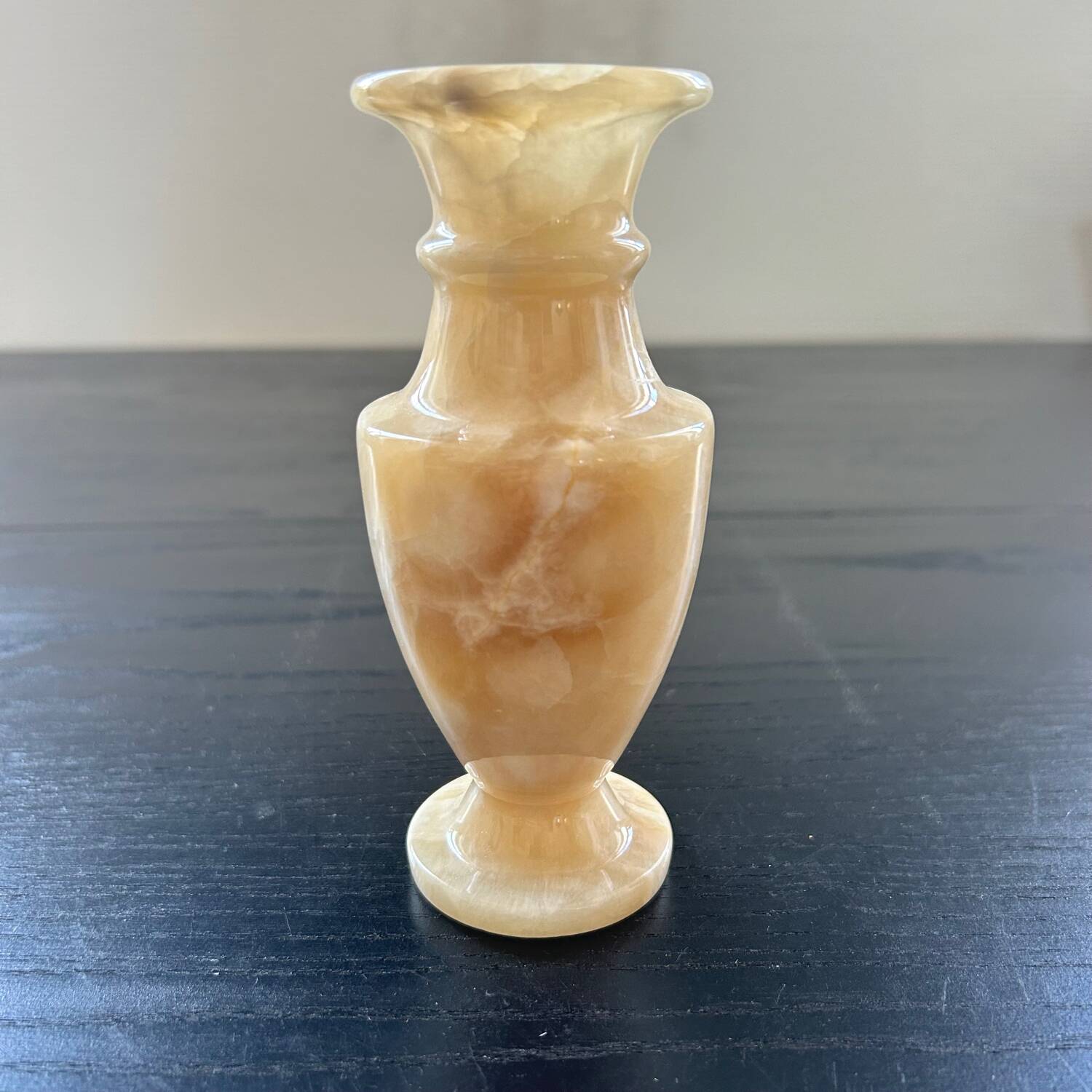 Onyx soliflore vase