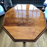 Pedestal table with octagonal tray in turned walnut