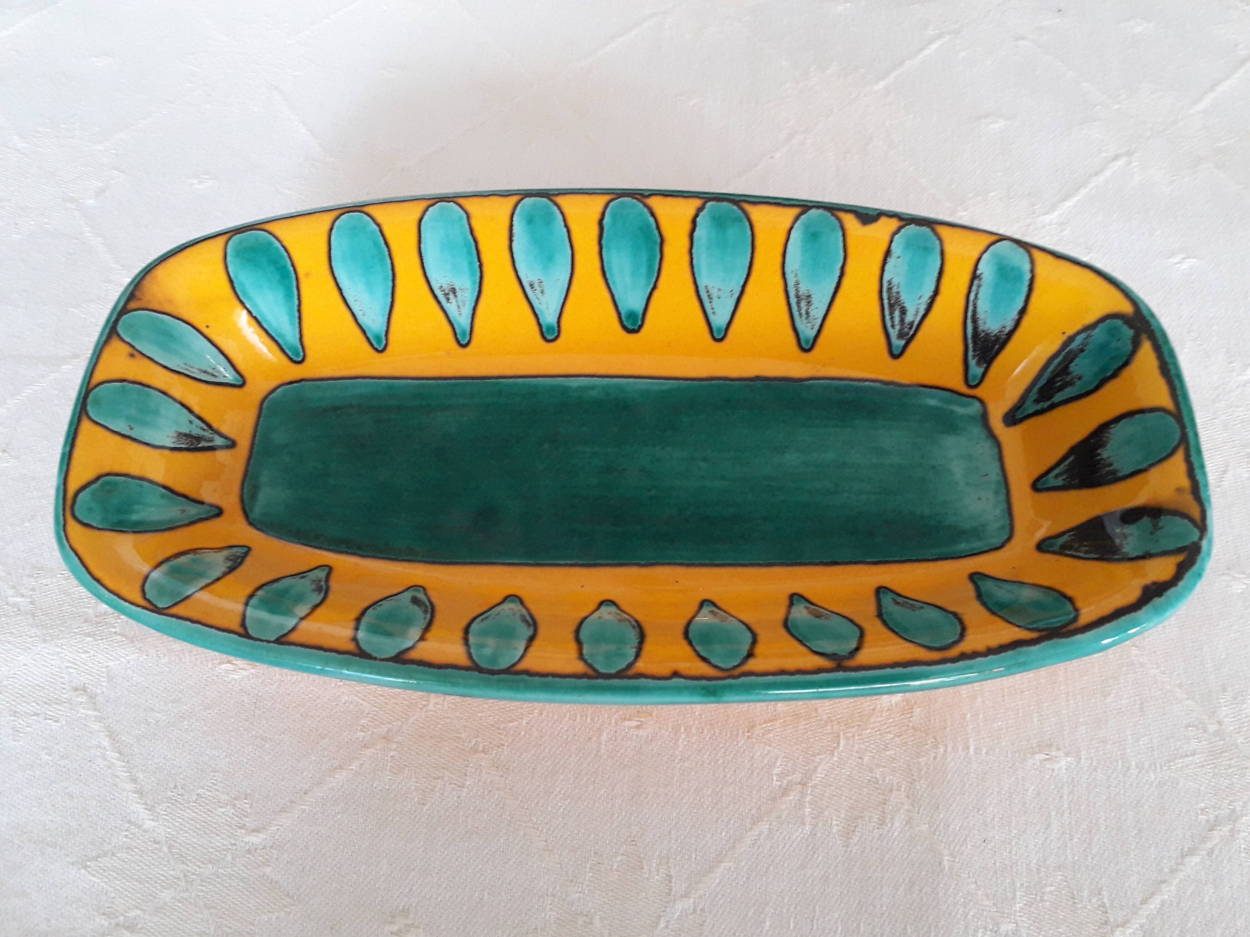 Ceramic pocket emptier from Saint Clément