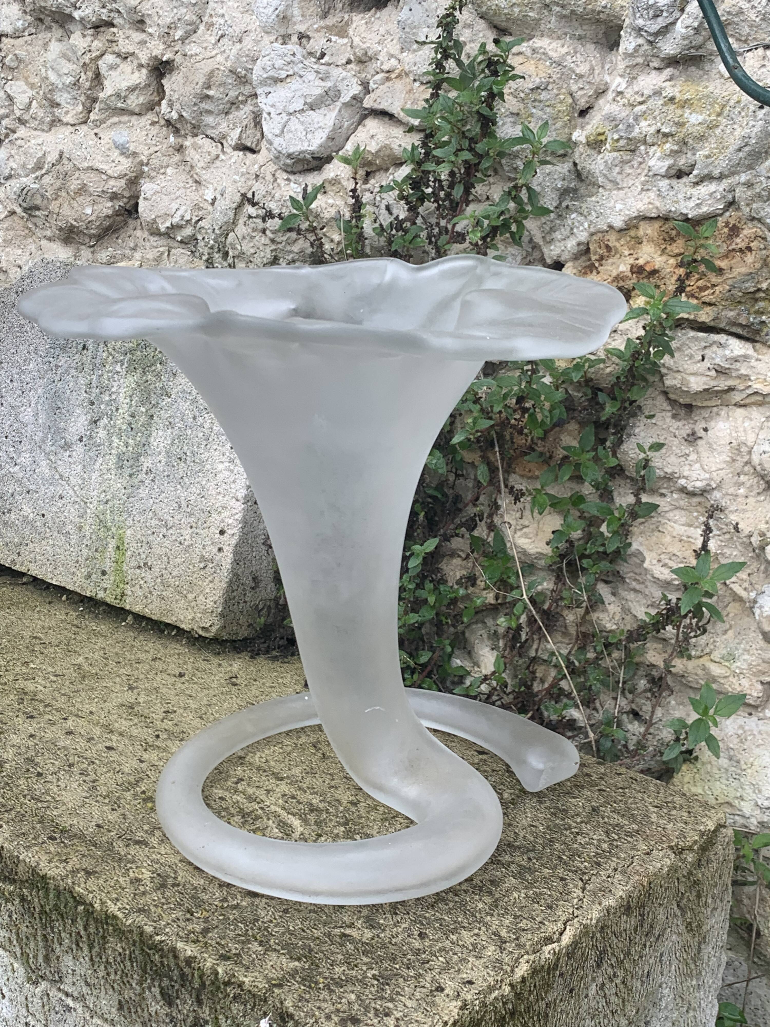 Corolla vase in antique frosted glass