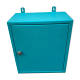 Metal medicine cabinet