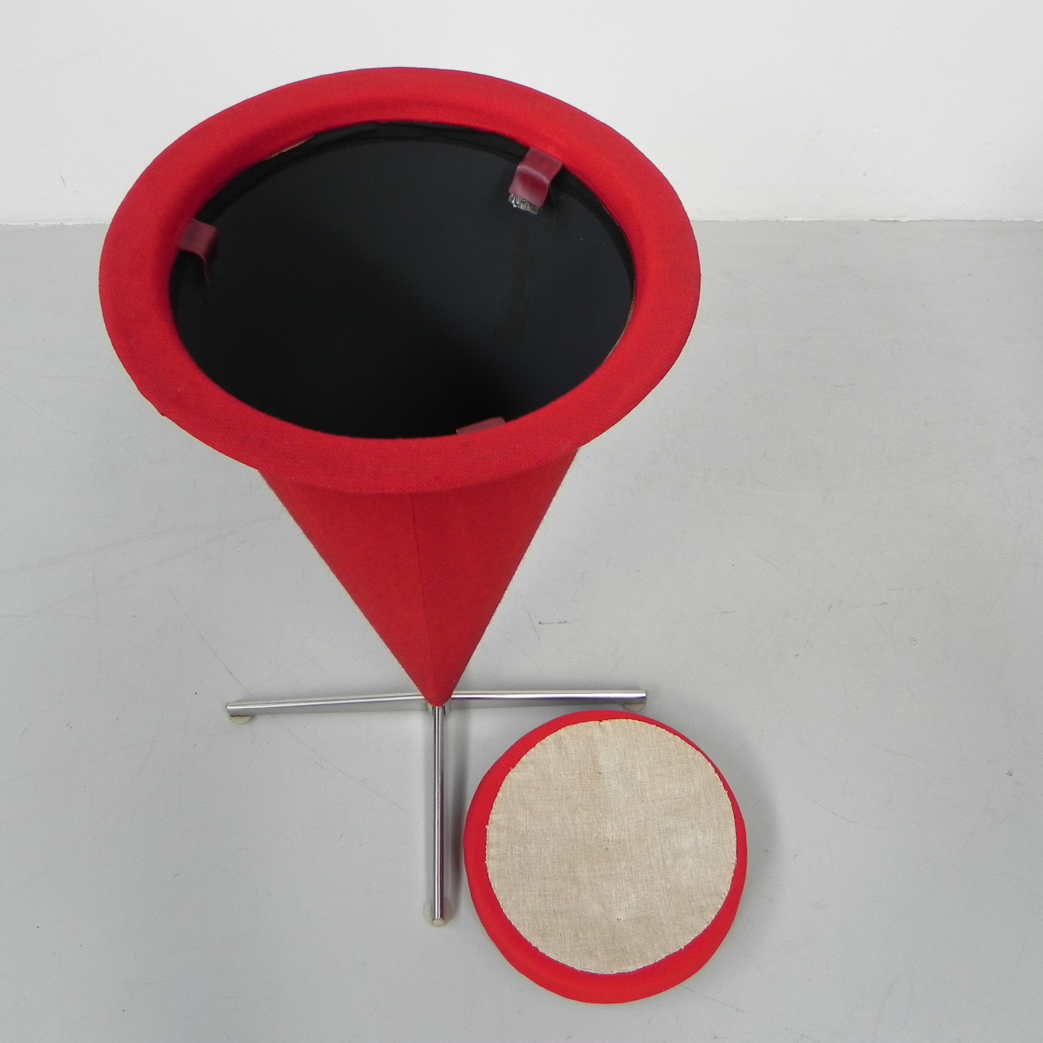 Set of 2 Verner Panton stools