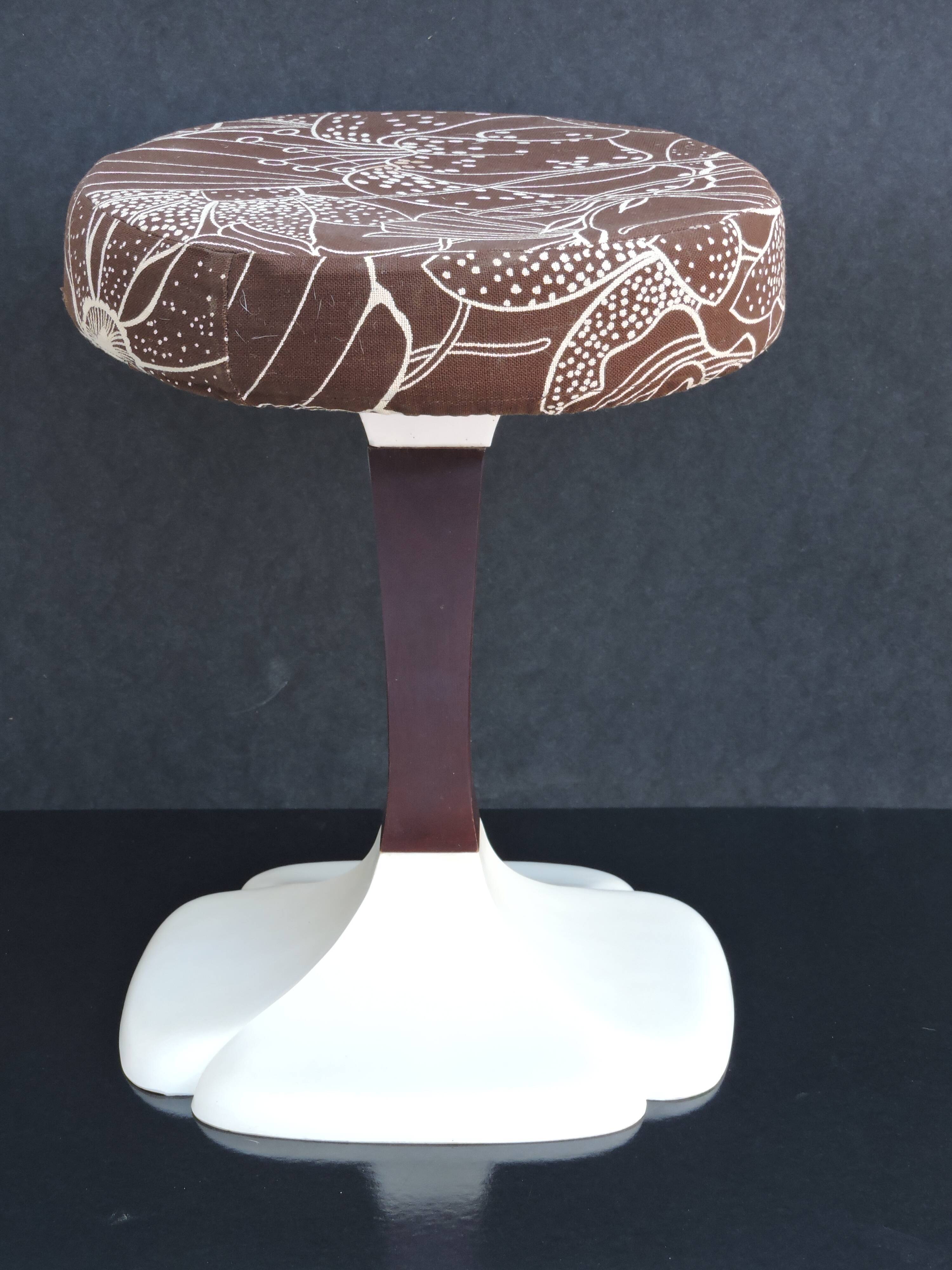 Stool Gautier tulipe base clover design 70