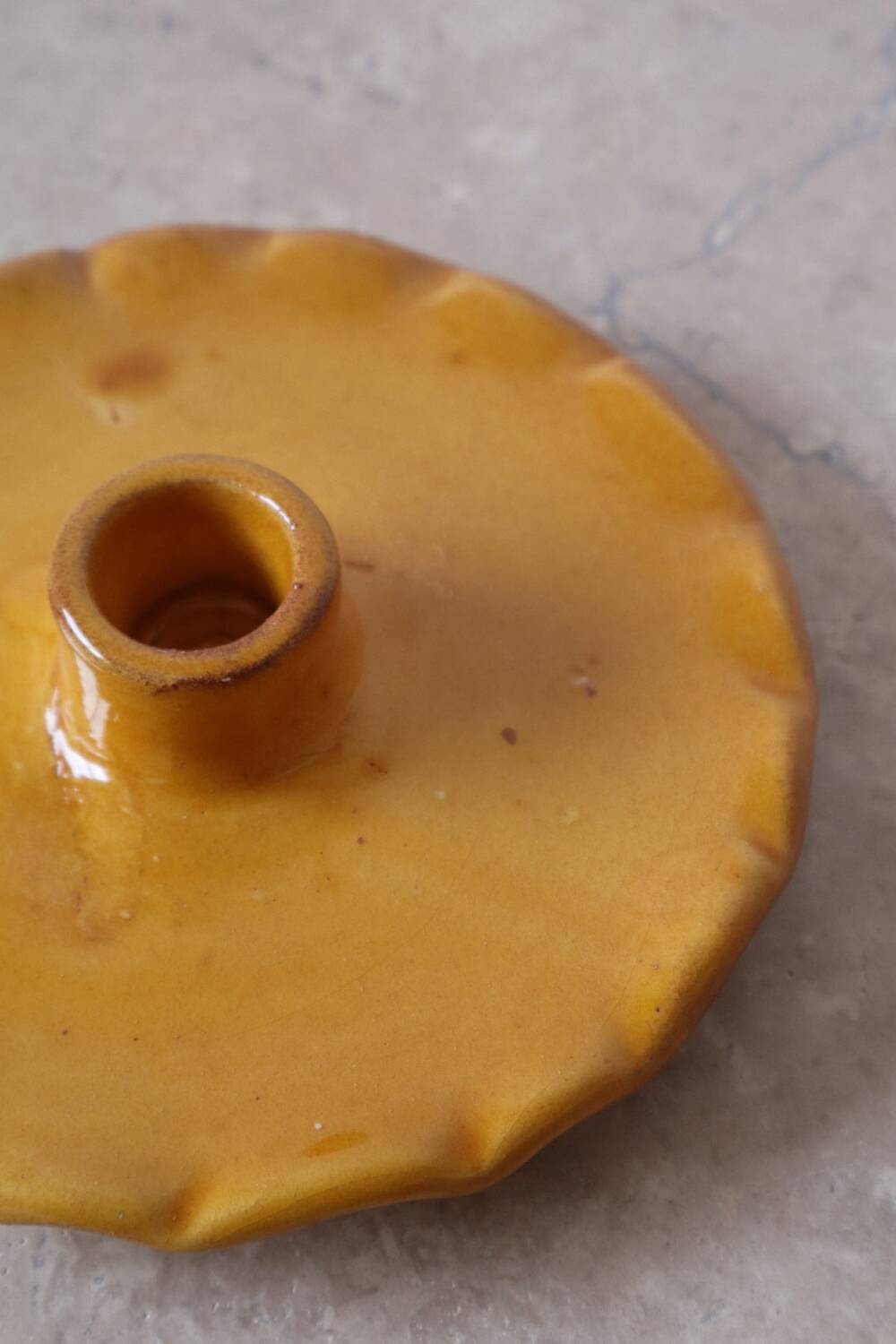 Ceramic candle holder serrated plate mustard yellow