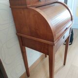 Curtain desk