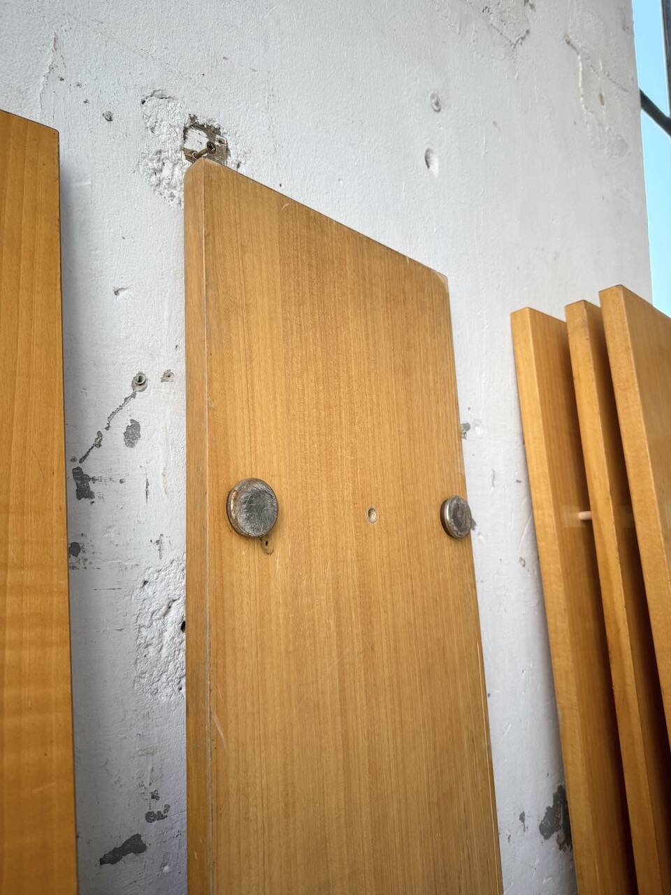 1970s elm shelf regain