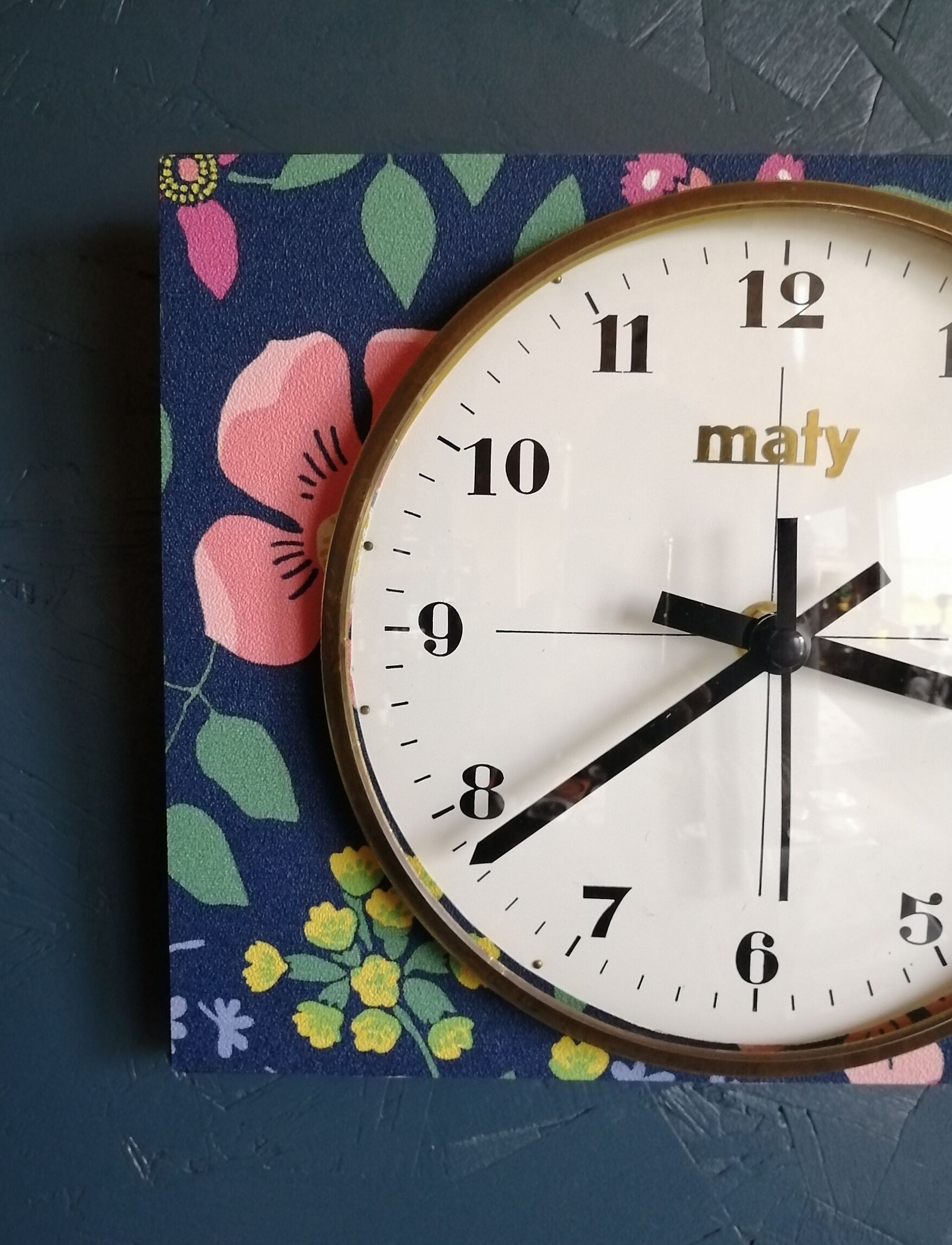 Vintage clock, "Maty Fleurs" wall clock