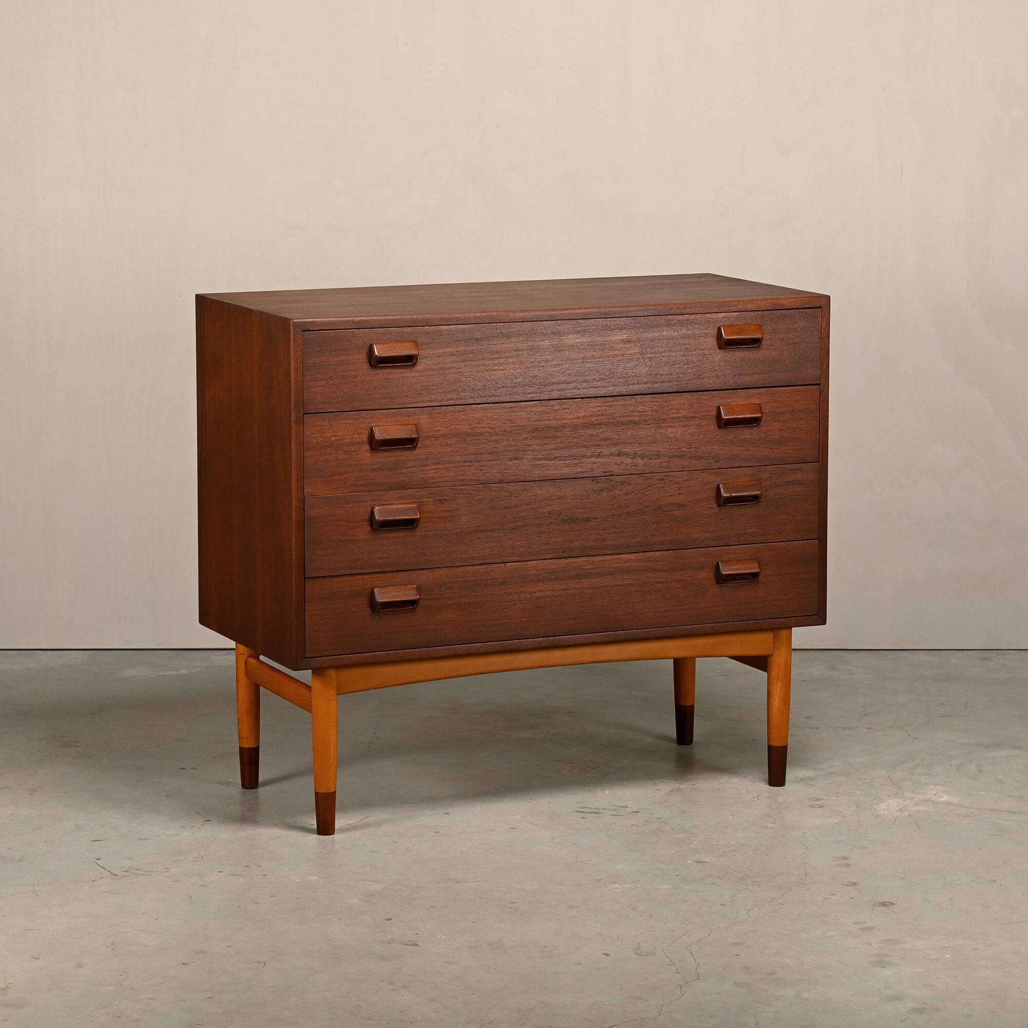 Commode en teck et hêtre de Børge Mogensen, Søborg Møbler