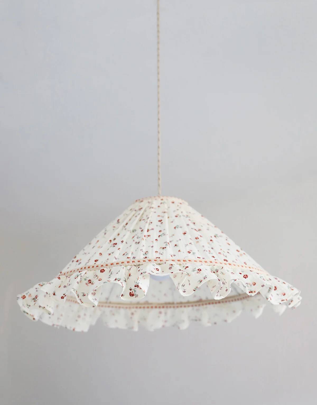 Emilia "tiny flowers" conical pendant light with steering wheel