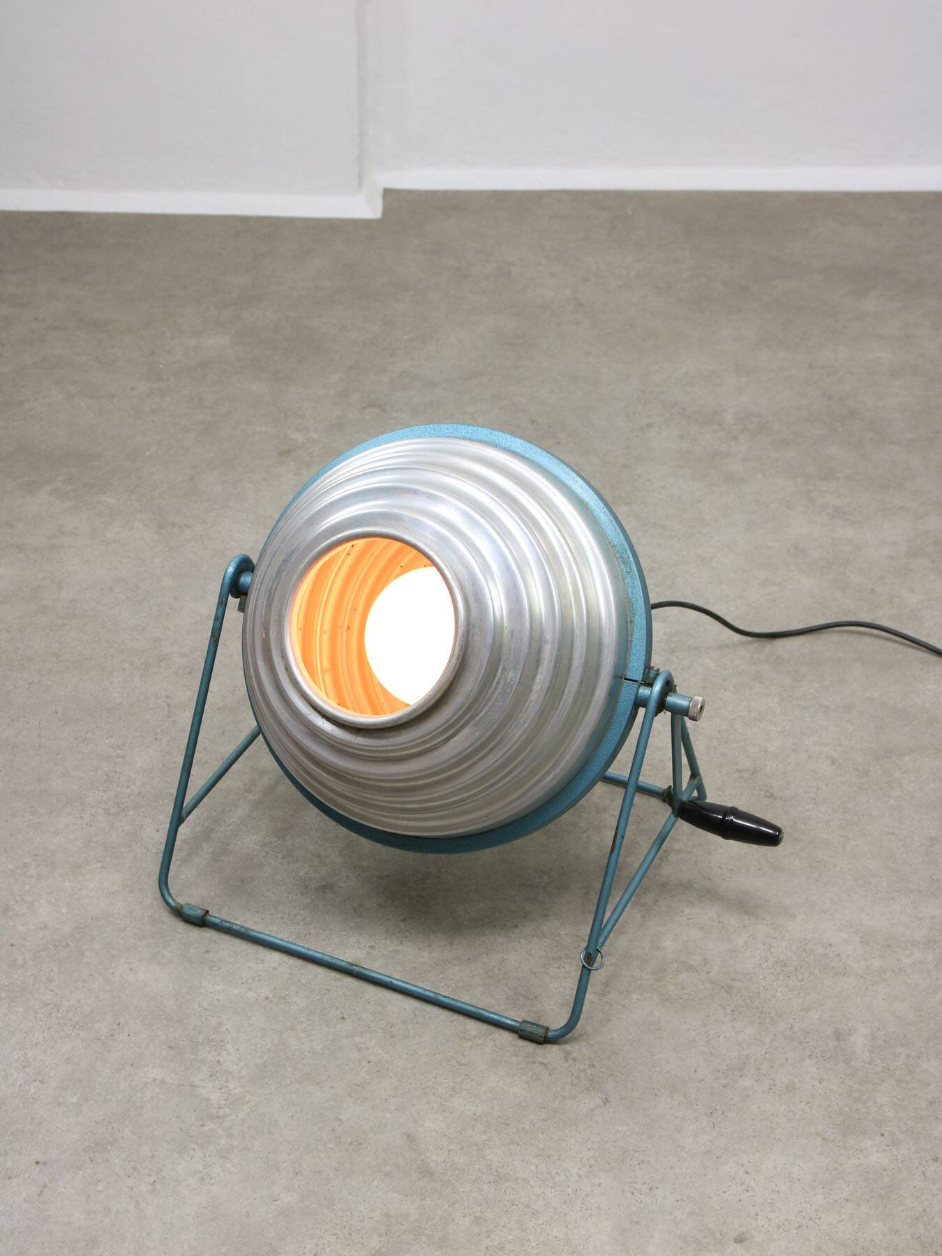 Mid-Century Italian Floor Reflector Lamp in Aluminium
