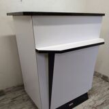 Old plastimeuble counter with cash drawer