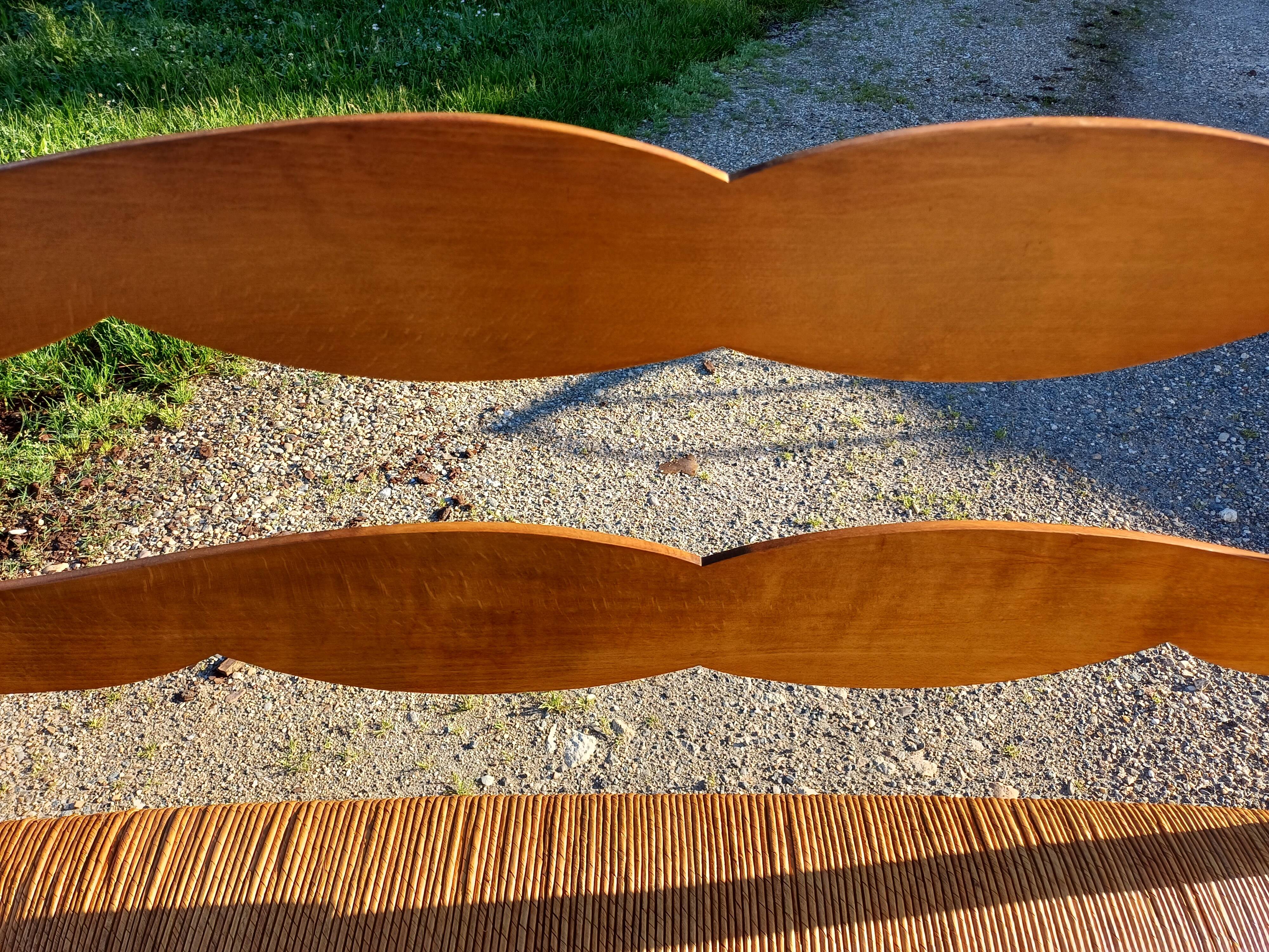 3-Person Bench with Old-fashioned Mulching