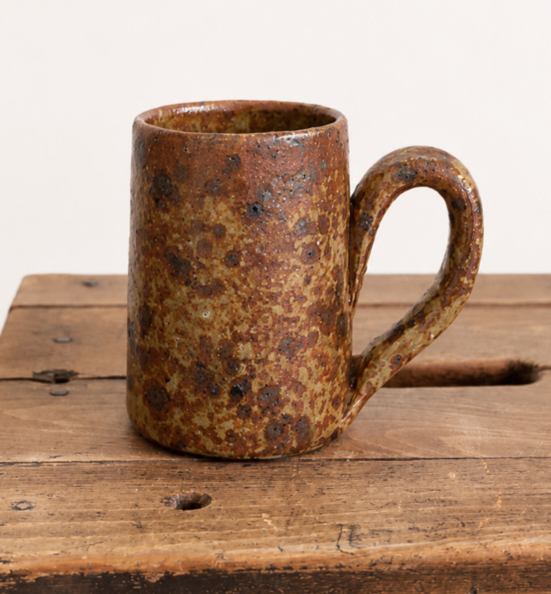 Grand mug en grès pyrité vintage 