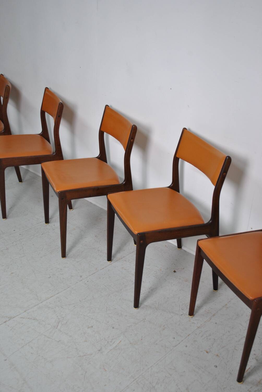 Set of 6 Johannes Andersen chairs from the 1960s