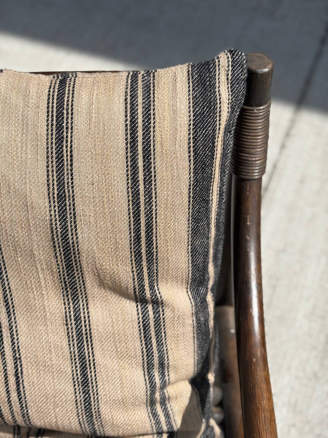 Vintage 3 seater bamboo sofa – bohemian / safari style with cushion