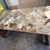 Aragonite table