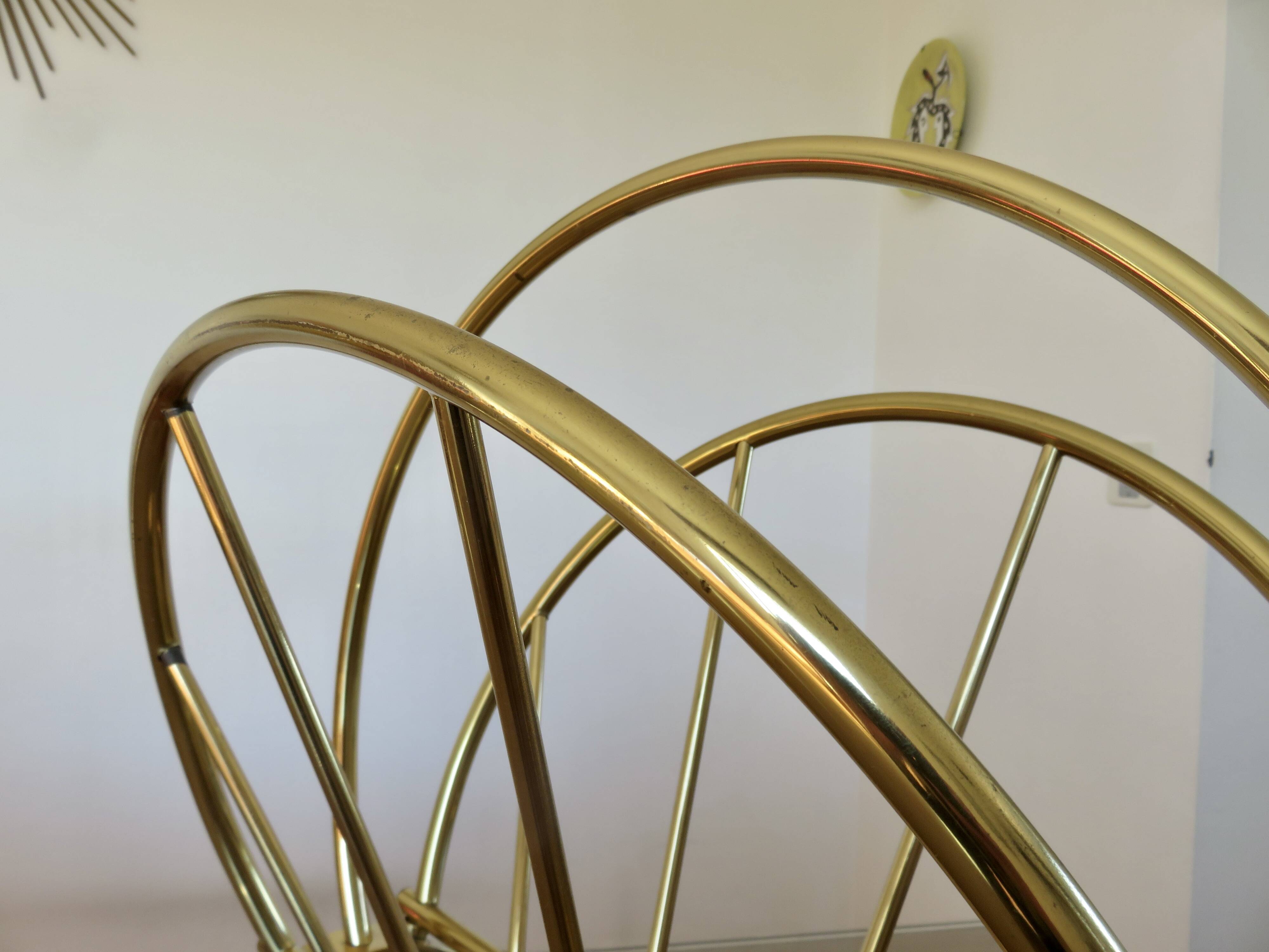 Golden brass magazine rack, Italy, 1950