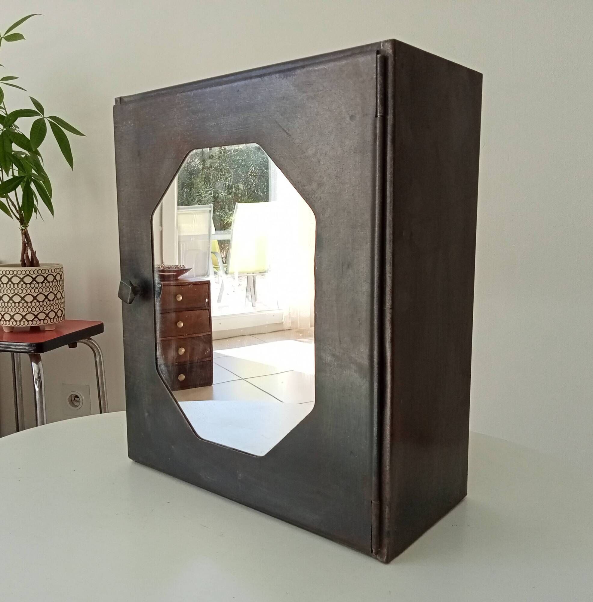 Vintage metal medicine cabinet from the 1950s